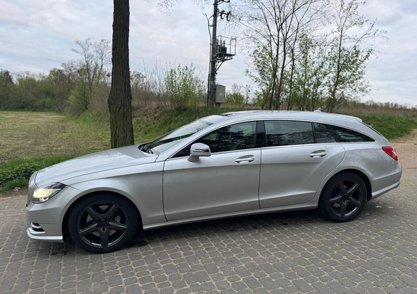 Mercedes-Benz CLS cena 75900 przebieg: 202000, rok produkcji 2012 z Szamocin małe 631